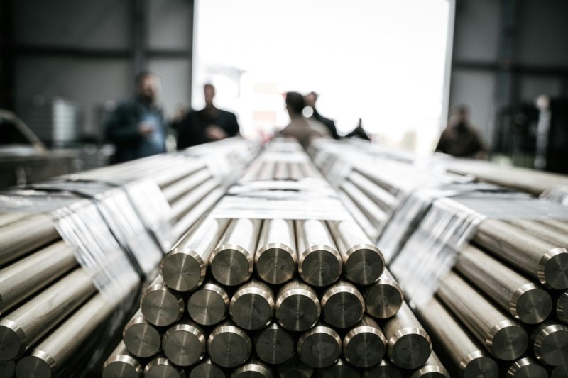 Pourquoi l'acier inoxydable 304 est la norme de l'industrie pour les équipements de transport et d'emballage